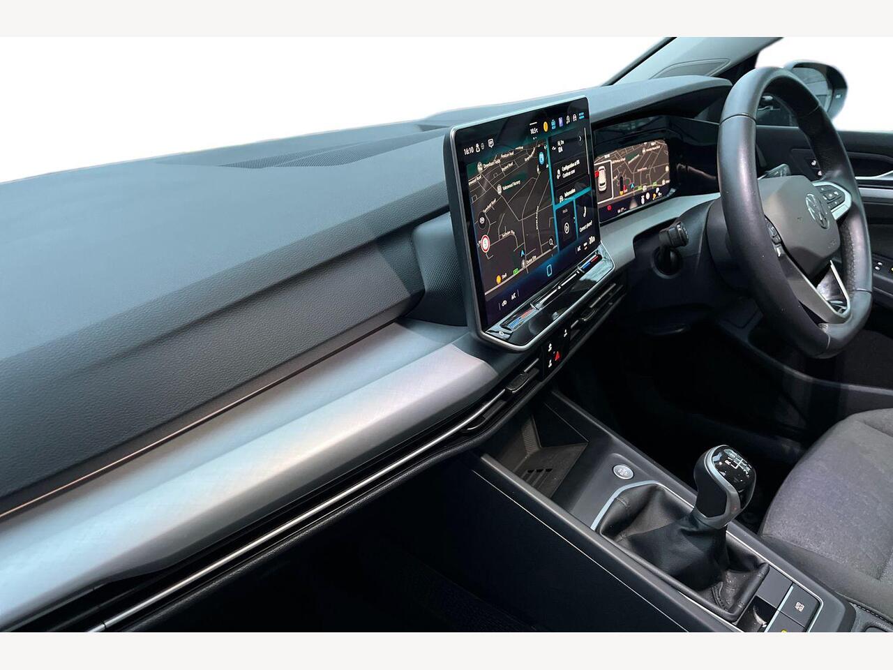 Used Volkswagen Golf 2024 for sale - 77346652: Photo 2