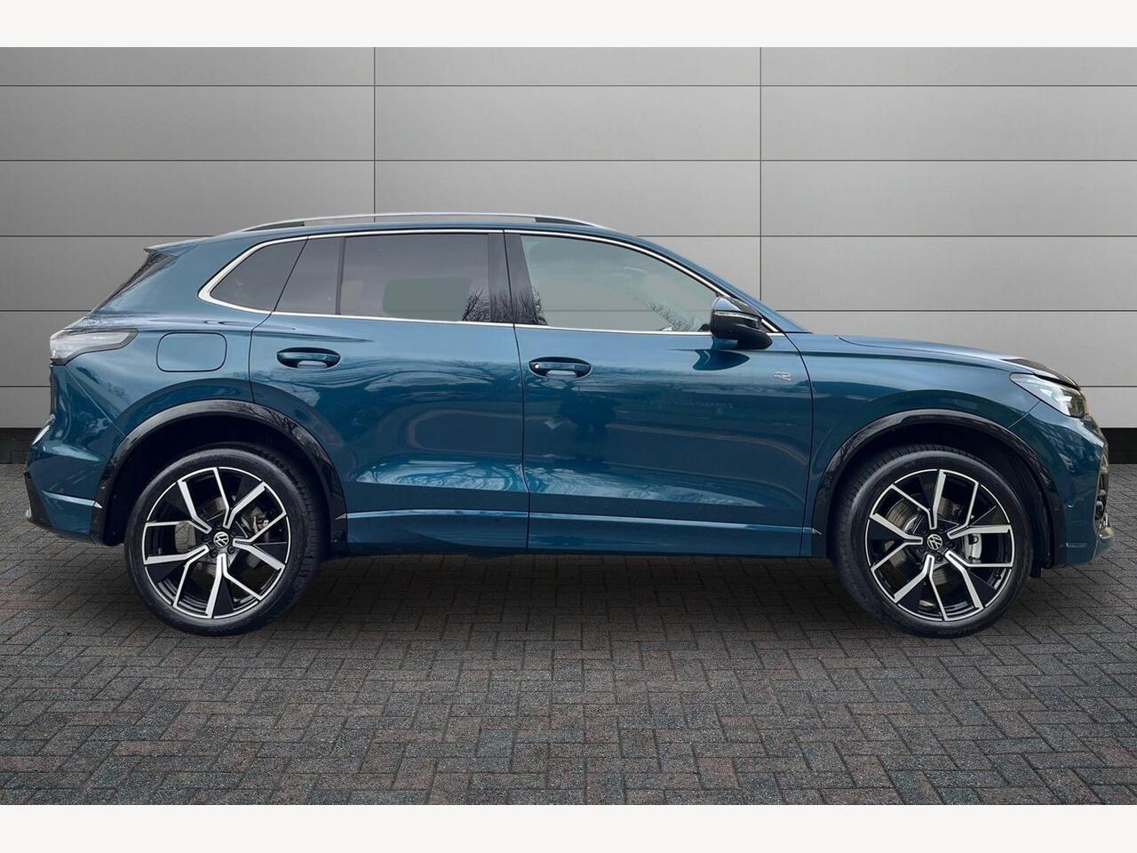 Used Volkswagen Tiguan 2025 for sale - 78049461: Photo 5