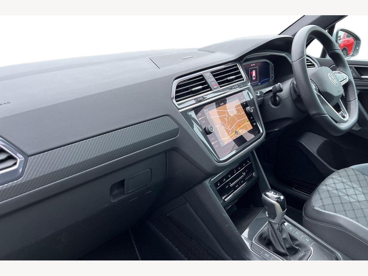 Used Volkswagen Tiguan 2023 for sale - 77552212: Photo 2