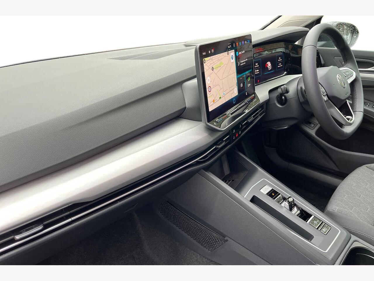 Used Volkswagen Golf 2025 for sale - 76678616: Photo 2