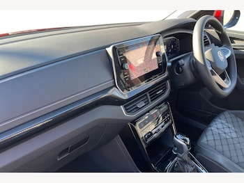 Used Volkswagen T-Cross 2025 for sale - 77972292: Photo