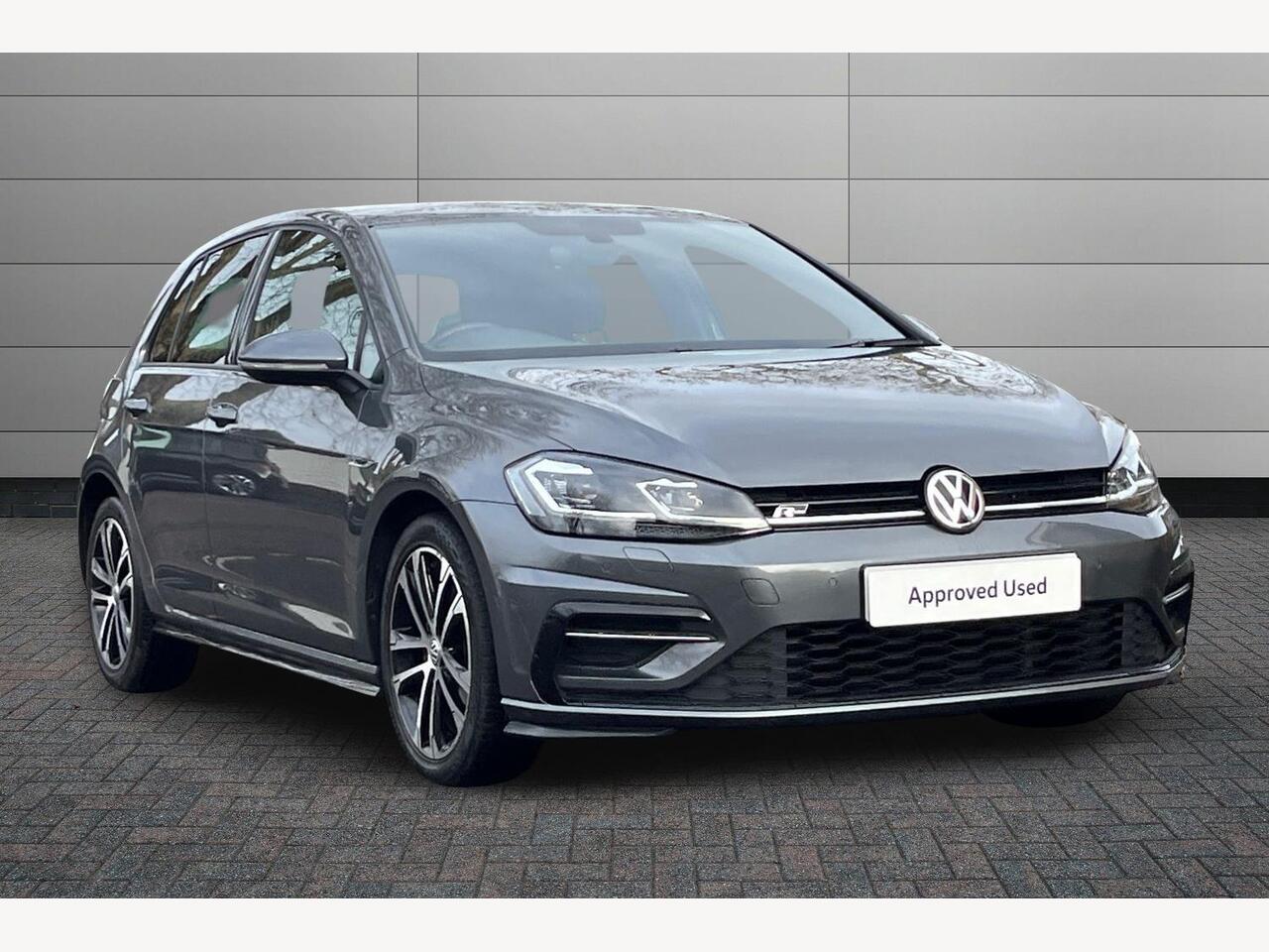 Used Volkswagen Golf 2020 for sale - 76867184: Photo 1