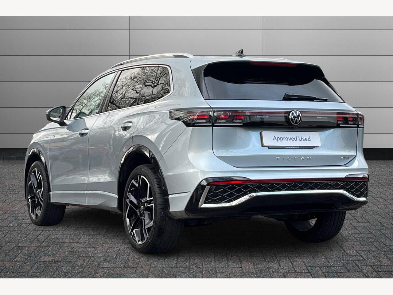 Used Volkswagen Tiguan 2024 for sale - 76677930: Photo 3