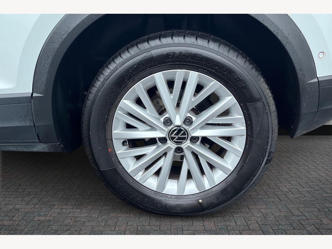 Used Volkswagen T-Roc 2022 for sale - 77231704: Photo 9