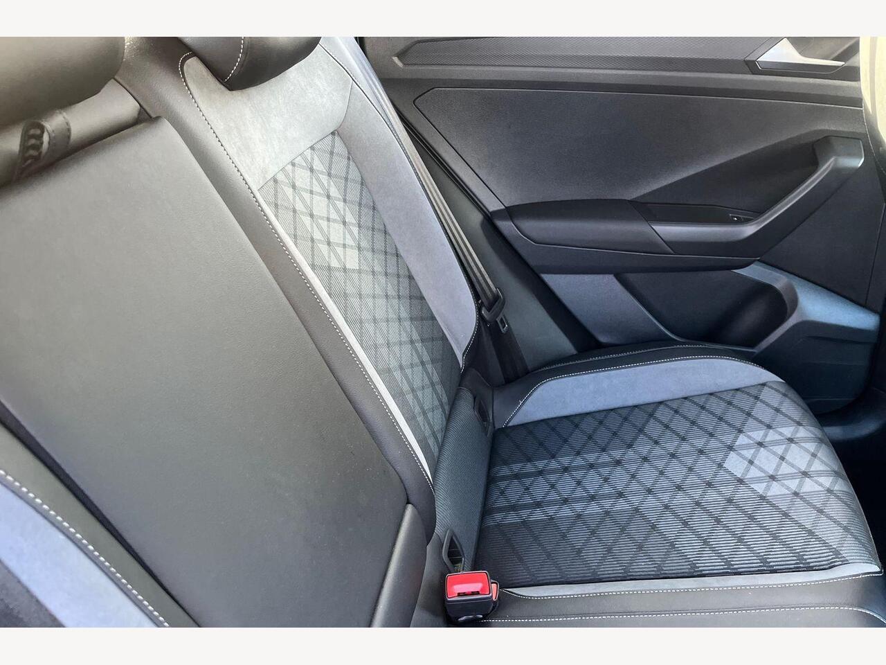 Used Volkswagen T-Roc 2023 for sale - 77660021: Photo 10