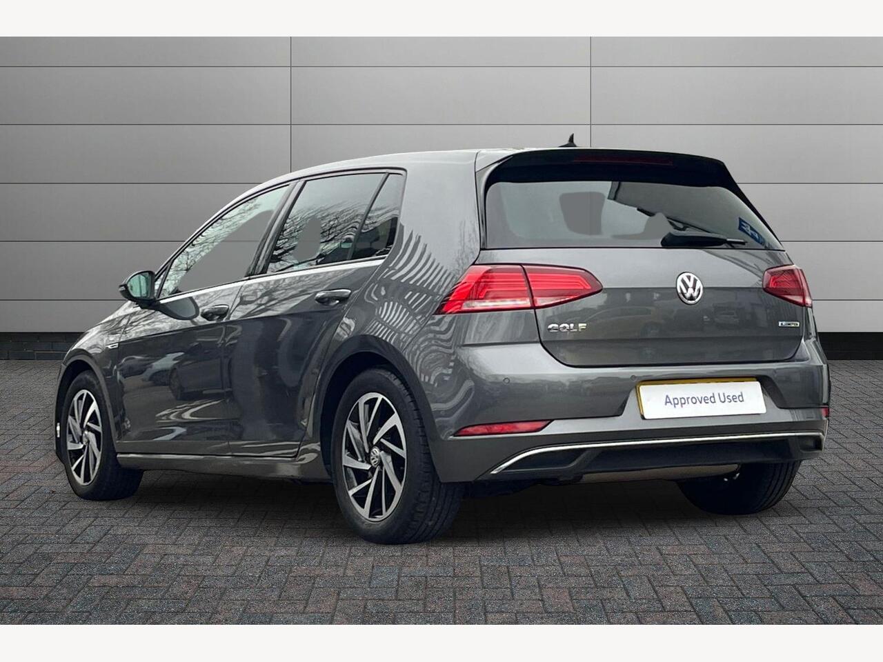 Used Volkswagen Golf 2019 for sale - 77614003: Photo 3