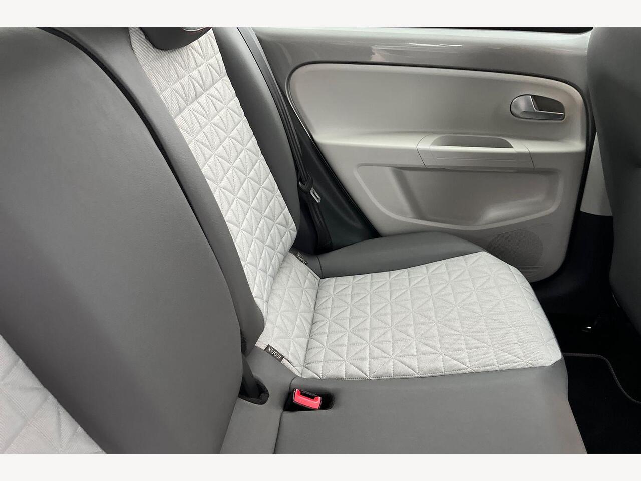 Used Volkswagen up! 2018 for sale - 77673411: Photo 10