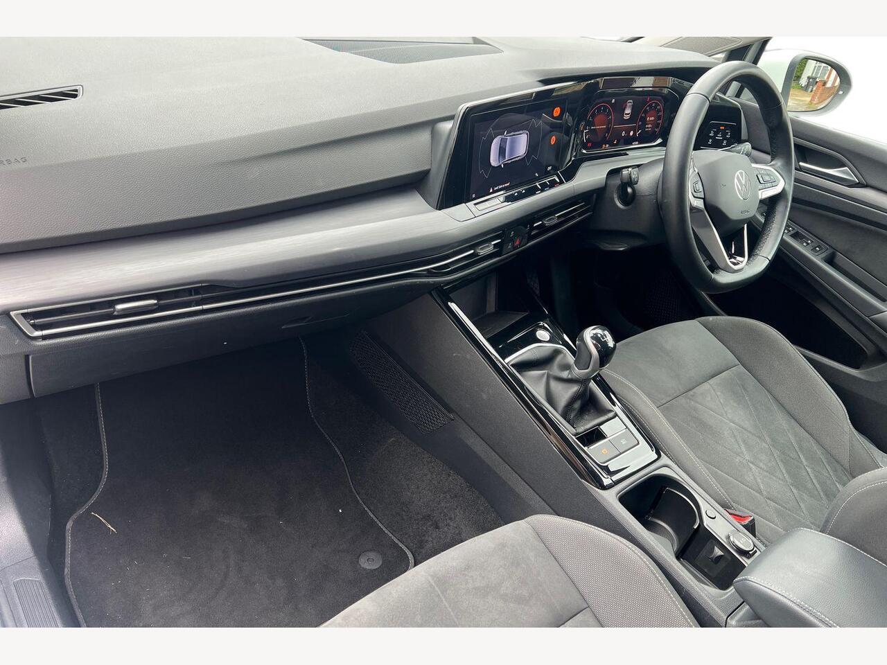 Used Volkswagen Golf 2023 for sale - 78135182: Photo 2