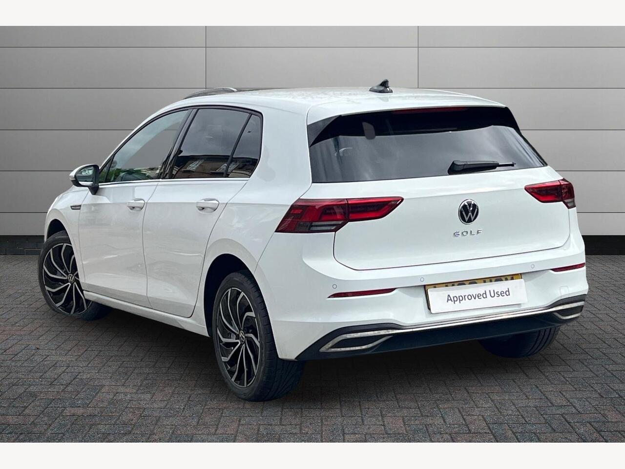 Used Volkswagen Golf 2023 for sale - 78135182: Photo 3