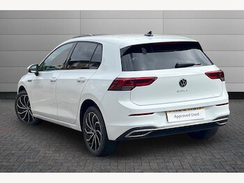 Used Volkswagen Golf 2023 for sale - 78135182: Photo