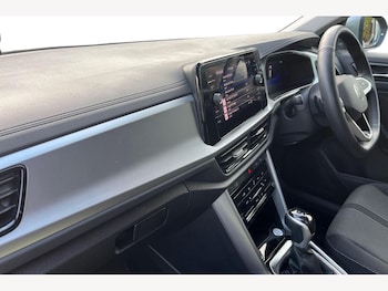 Used Volkswagen T-Roc 2025 for sale - 76680682: Photo