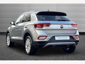 Used Volkswagen T-Roc 2025 for sale - 76680682: Photo