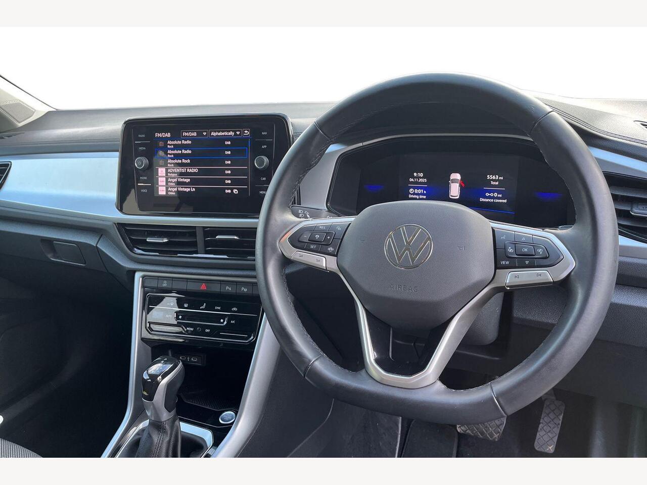 Used Volkswagen T-Roc 2025 for sale - 76680682: Photo 8