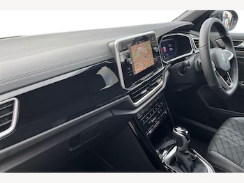 Used Volkswagen T-Roc 2025 for sale - 76703835: Photo