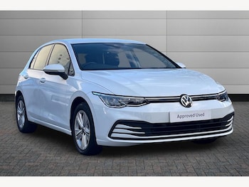 Used Volkswagen Golf 2022 for sale - 77050875: Photo
