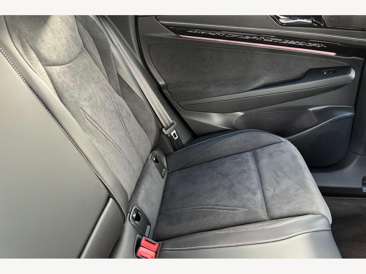 Used Volkswagen ID.7 2025 for sale - 76927696: Photo 10