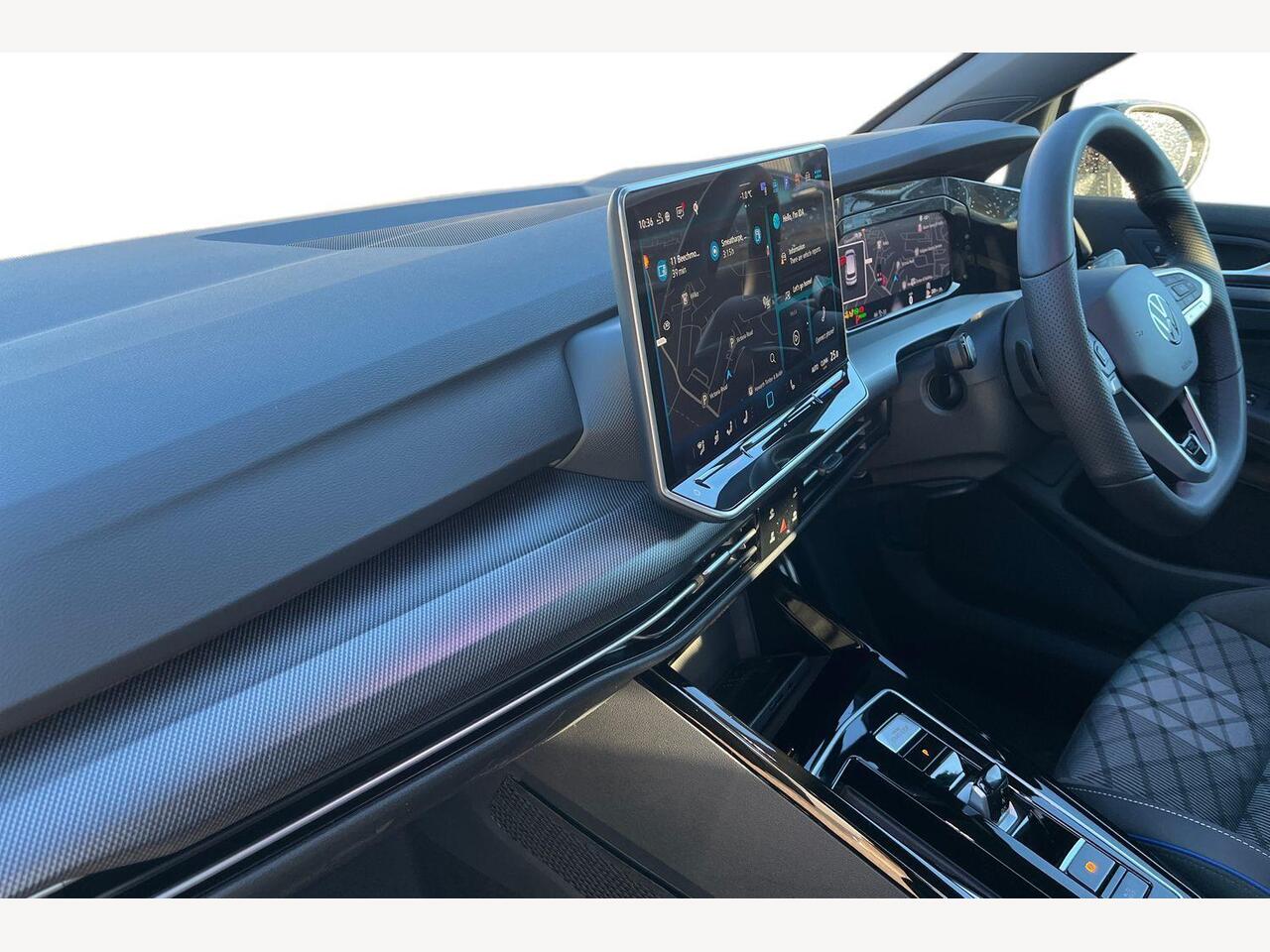 Used Volkswagen Golf 2025 for sale - 77826376: Photo 2