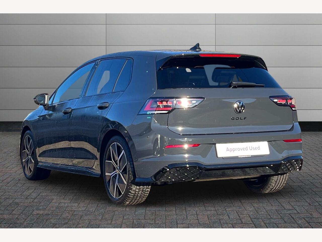 Used Volkswagen Golf 2025 for sale - 77826376: Photo 3