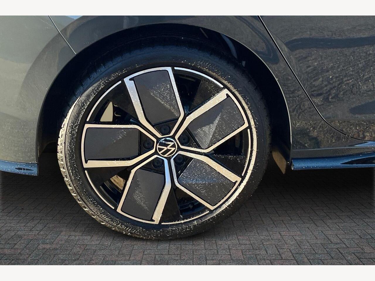 Used Volkswagen Golf 2025 for sale - 77826376: Photo 7