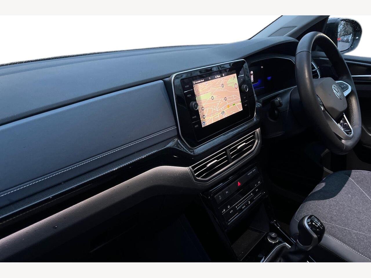 Used Volkswagen T-Cross 2024 for sale - 77307218: Photo 2