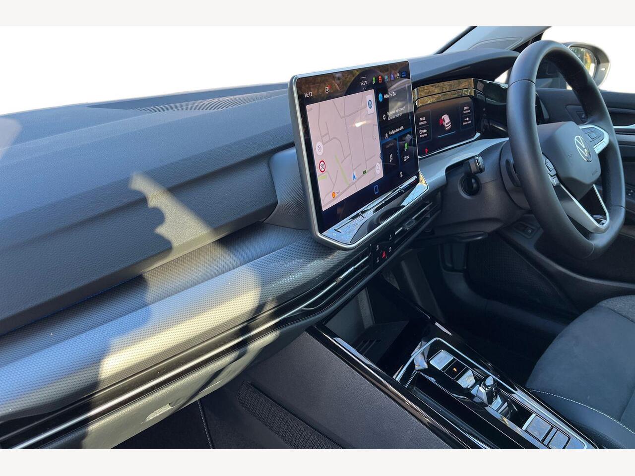 Used Volkswagen Golf 2025 for sale - 77972421: Photo 2