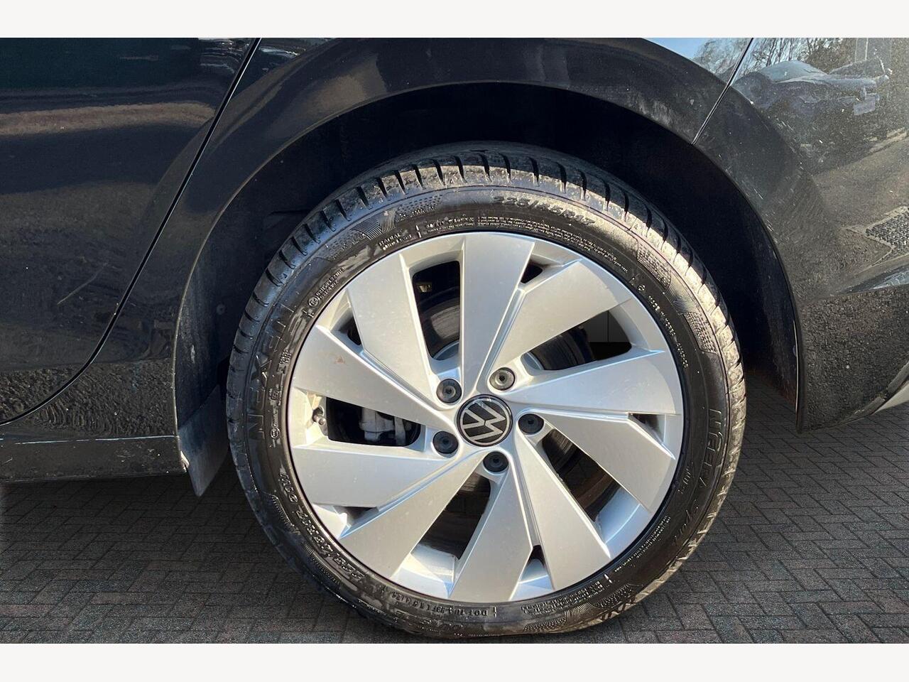 Used Volkswagen Golf 2025 for sale - 77972421: Photo 7