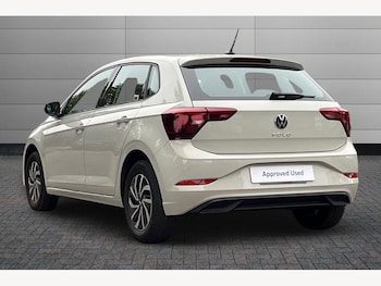 Used Volkswagen Polo 2023 for sale - 76268736: Photo
