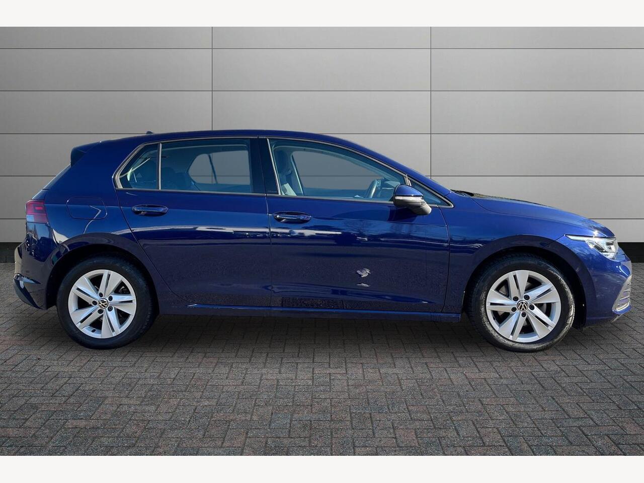 Used Volkswagen Golf 2023 for sale - 77941985: Photo 5