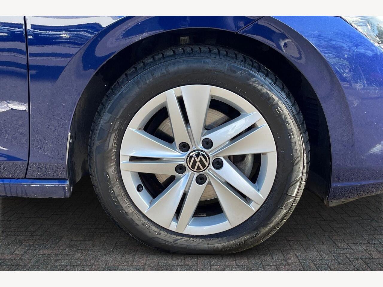 Used Volkswagen Golf 2023 for sale - 77941985: Photo 7