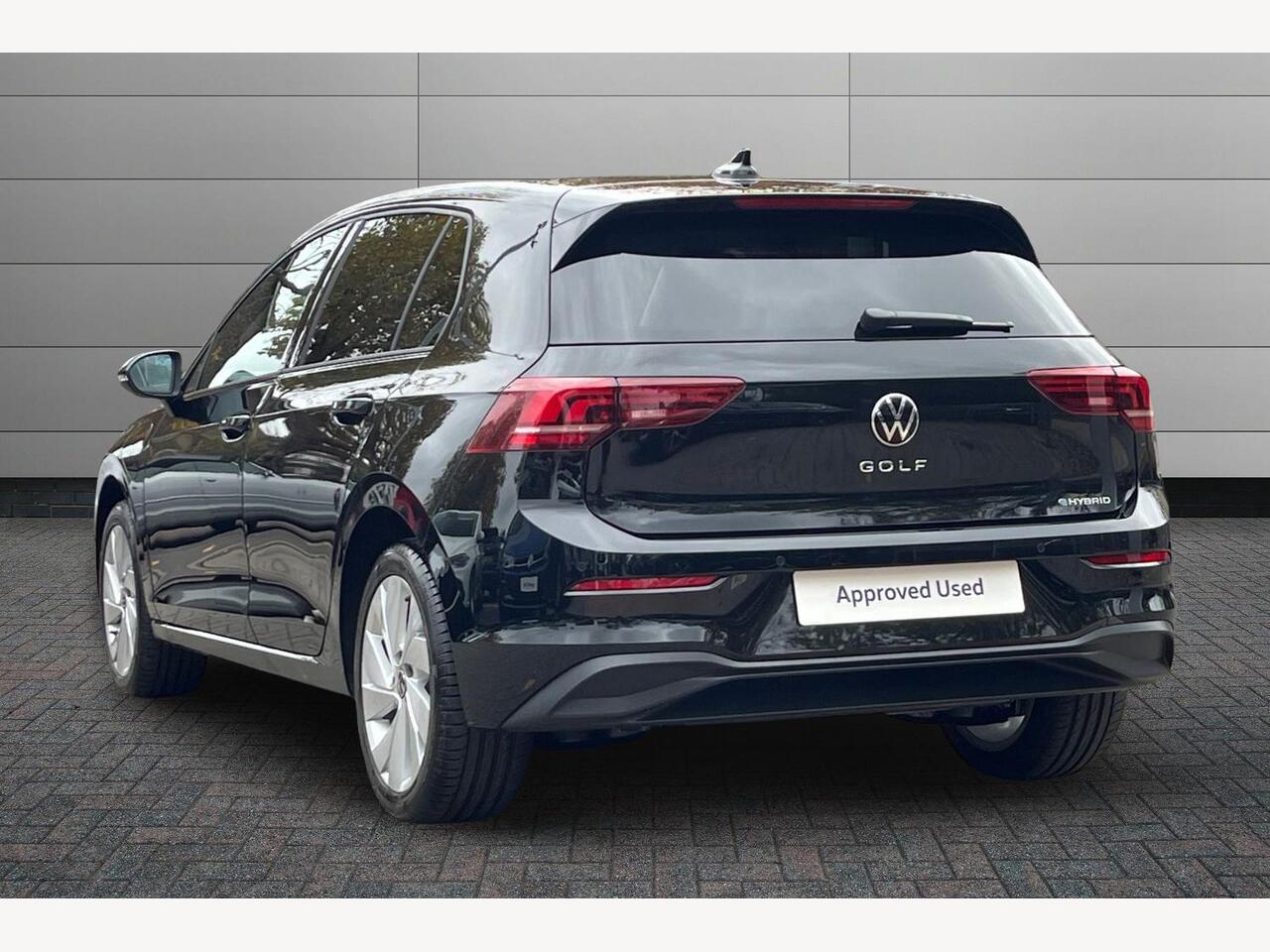 Used Volkswagen Golf 2025 for sale - 77186859: Photo 3