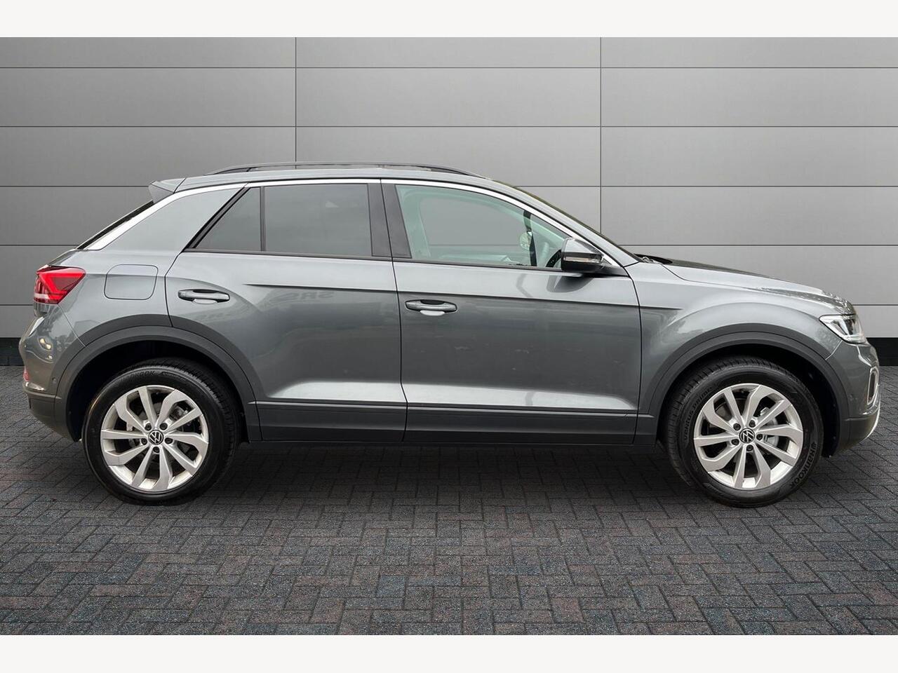 Used Volkswagen T-Roc 2025 for sale - 76679719: Photo 5