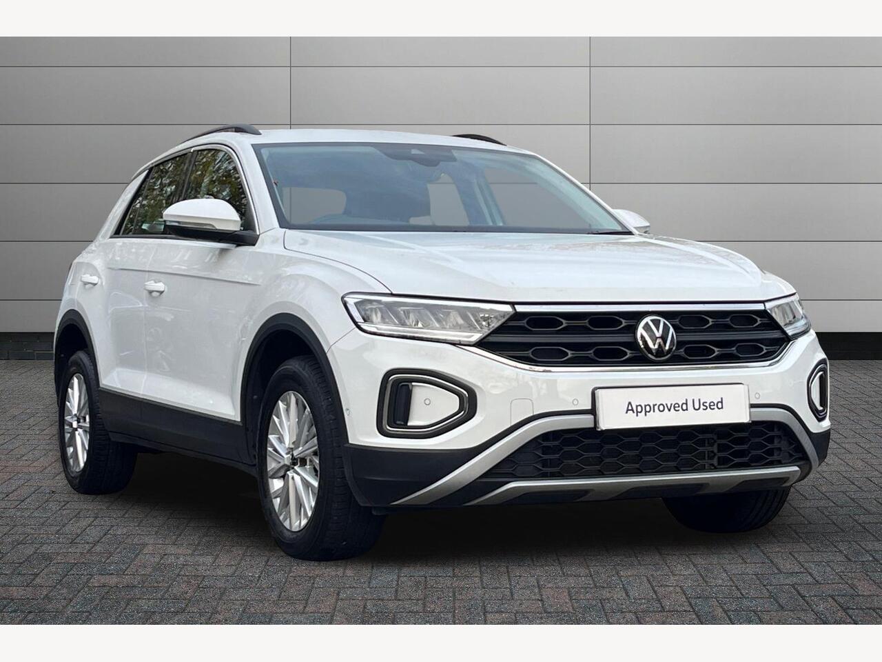 Used Volkswagen T-Roc 2022 for sale - 76674439: Photo 1