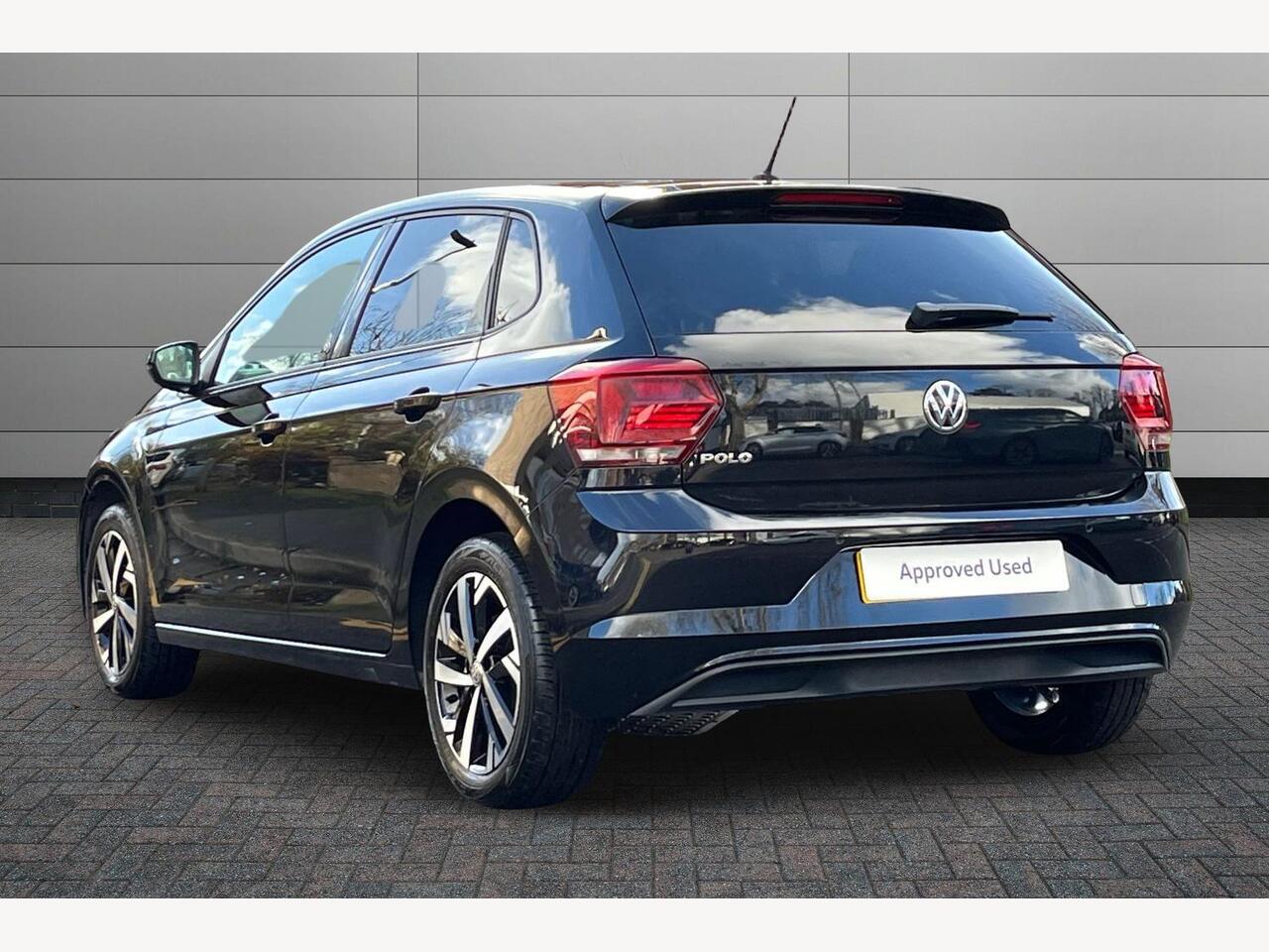 Used Volkswagen Polo 2018 for sale - 77388645: Photo 3