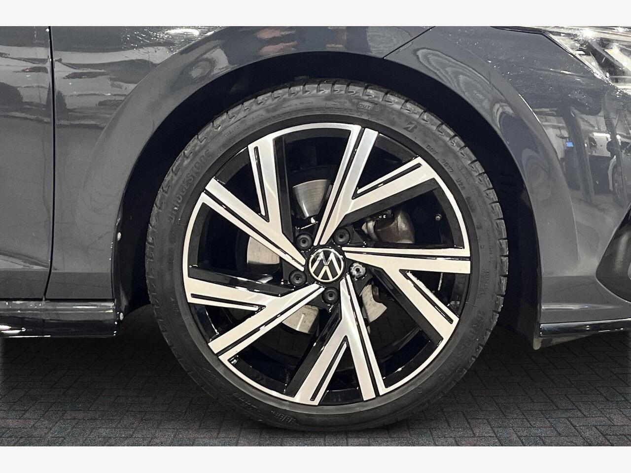 Used Volkswagen Golf 2024 for sale - 77268917: Photo 7