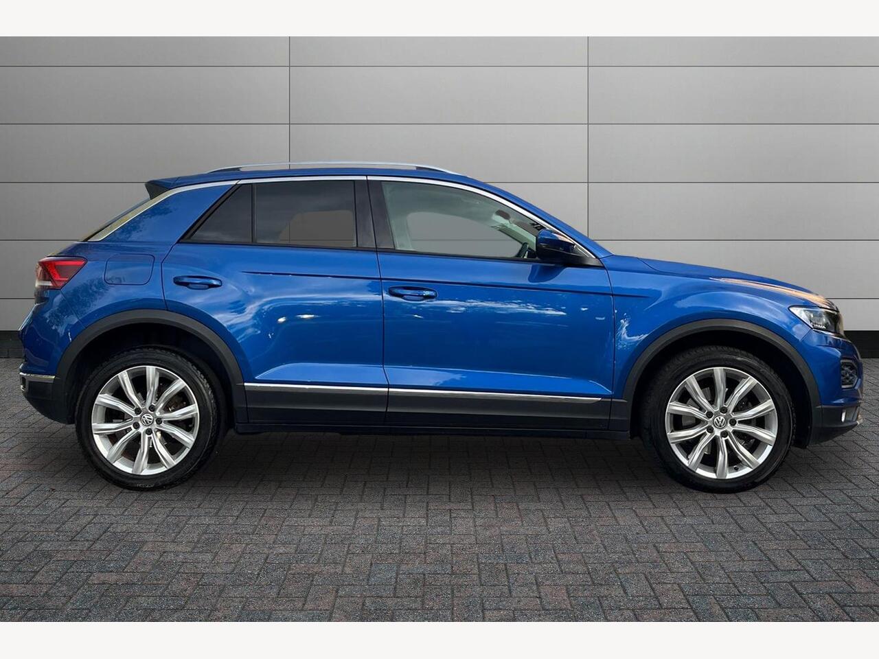 Used Volkswagen T-Roc 2018 for sale - 76673670: Photo 5