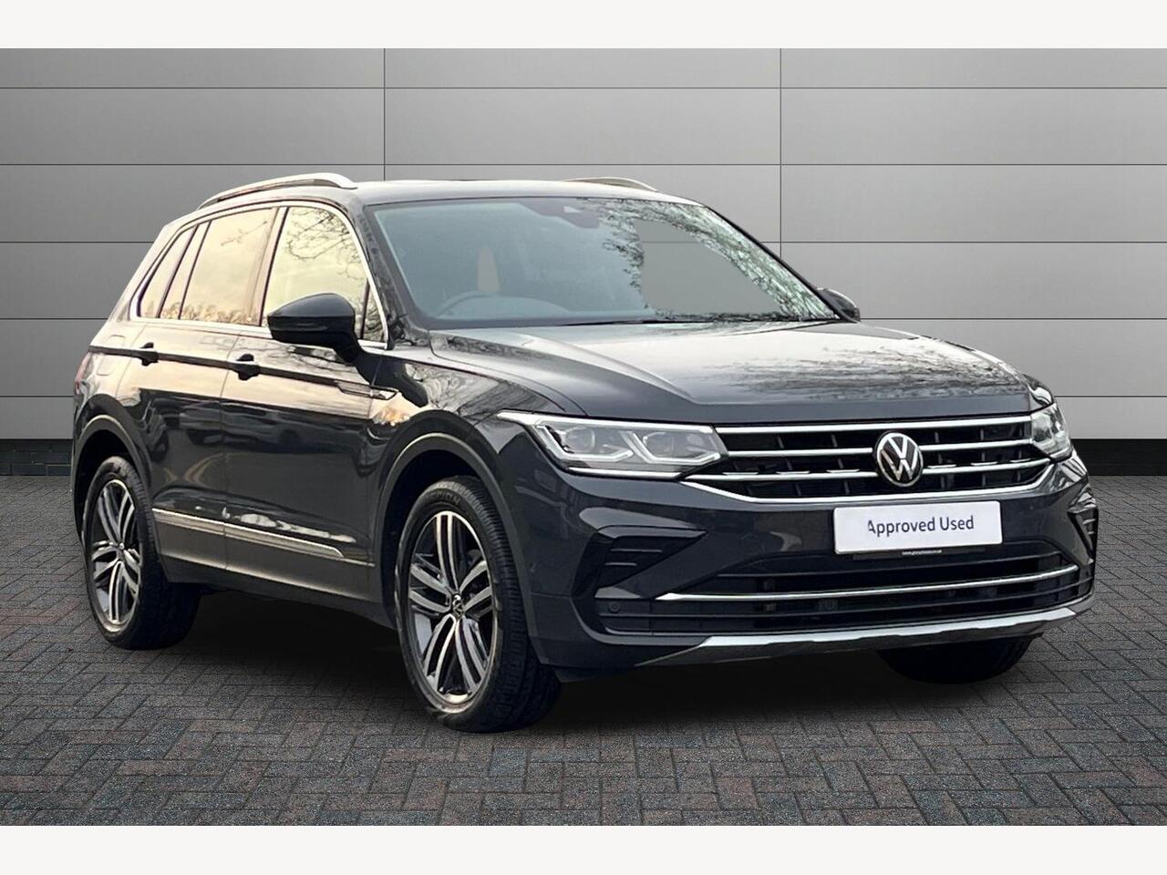 Used Volkswagen Tiguan 2023 for sale - 78005517: Photo 1