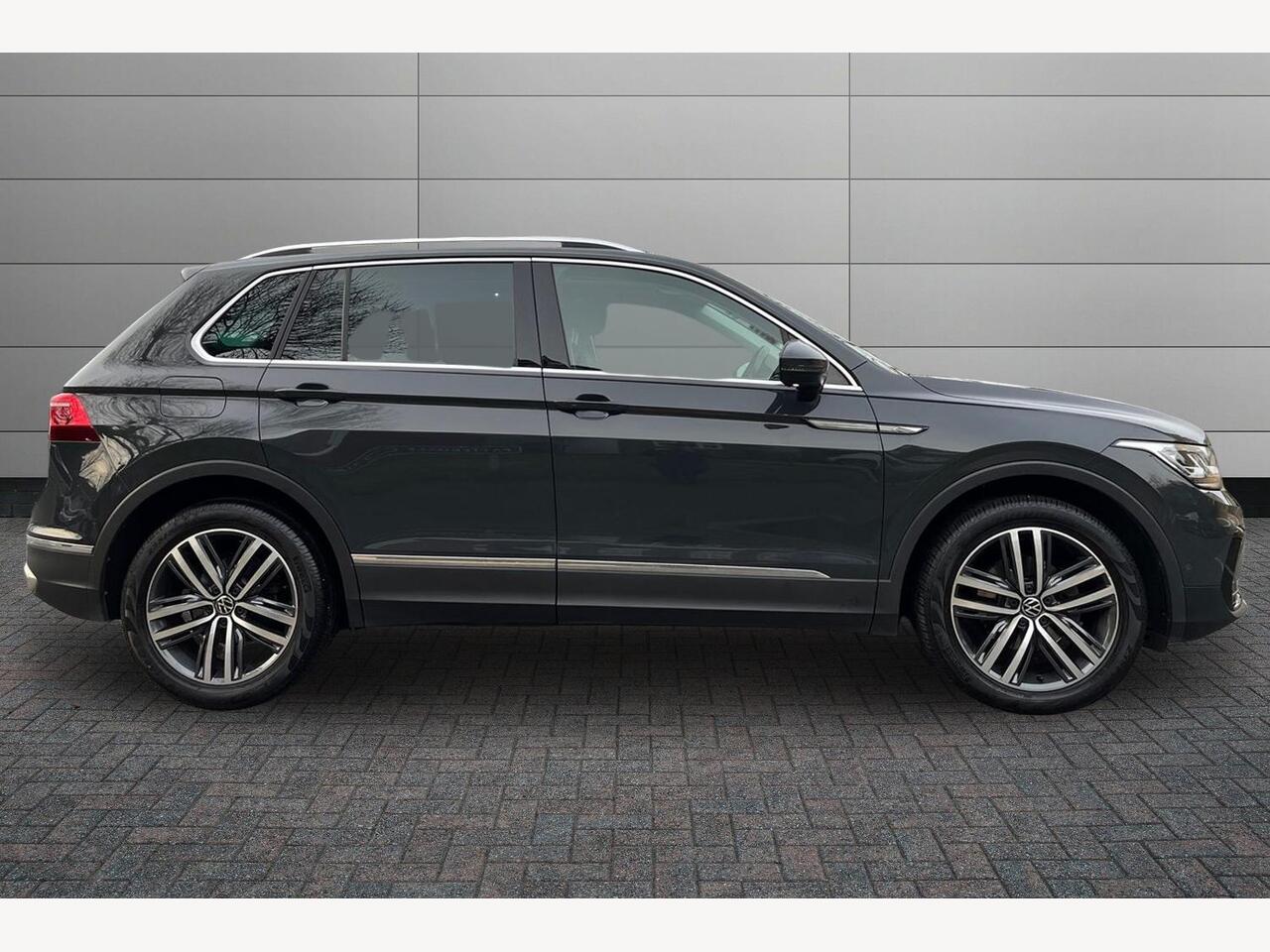 Used Volkswagen Tiguan 2023 for sale - 78005517: Photo 5