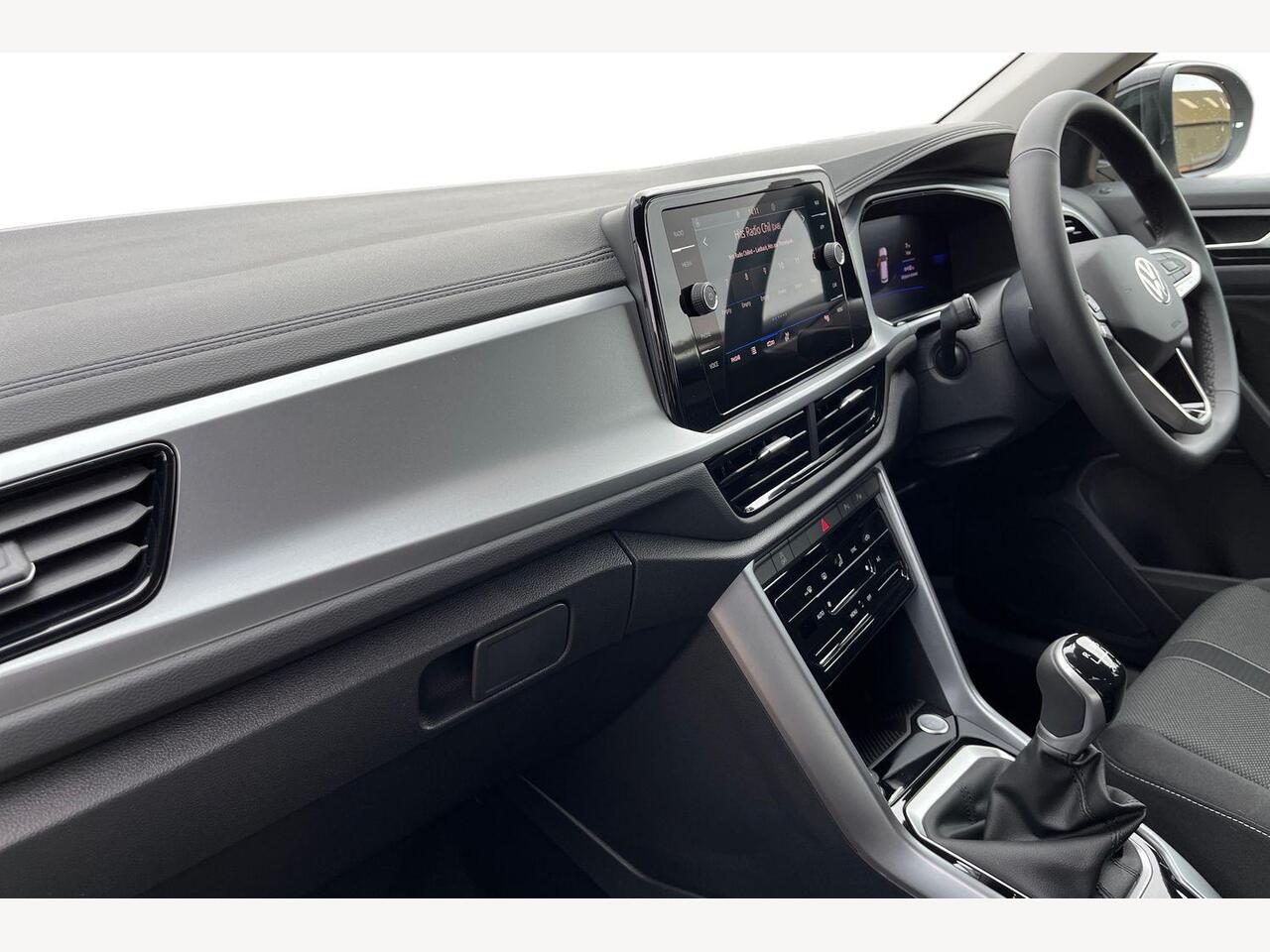 Used Volkswagen T-Roc 2025 for sale - 76678552: Photo 2