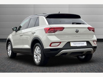 Used Volkswagen T-Roc 2025 for sale - 76678552: Photo