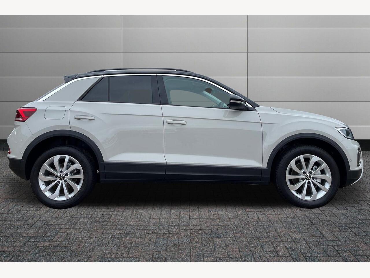 Used Volkswagen T-Roc 2025 for sale - 76678552: Photo 5