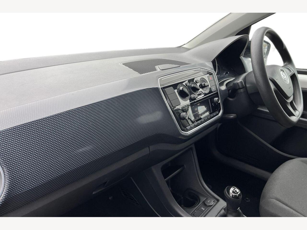 Used Volkswagen up! 2018 for sale - 77627255: Photo 2