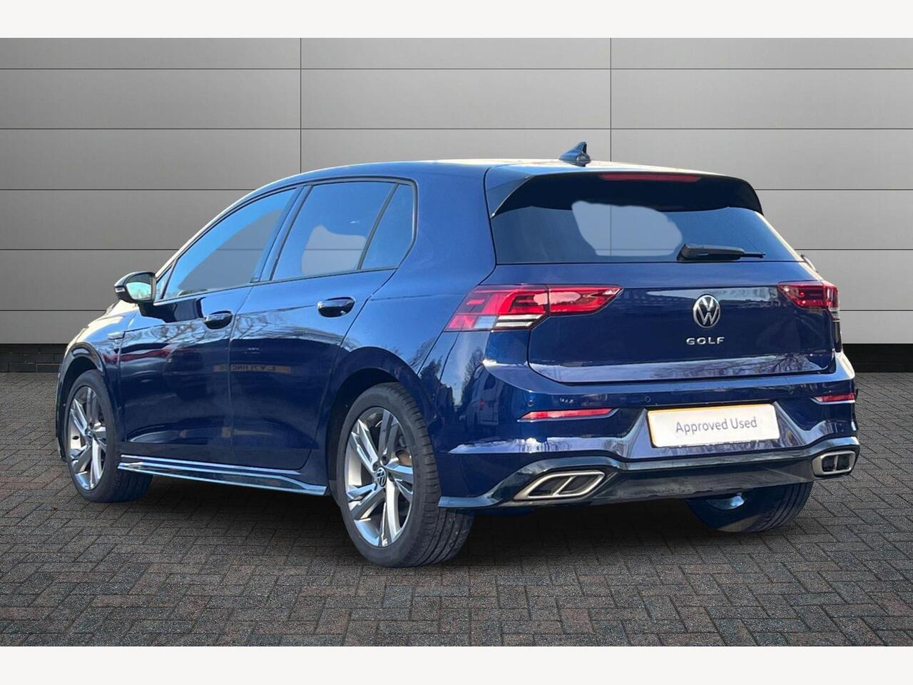 Used Volkswagen Golf 2024 for sale - 77050876: Photo 3