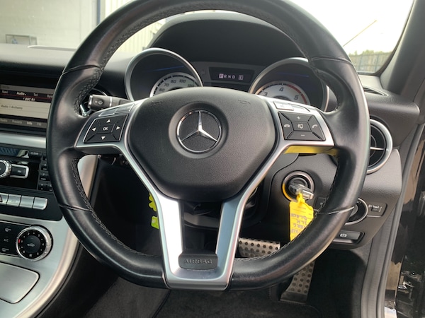 Used Mercedes-Benz SLK 2012 for sale - 75760038: Photo 9