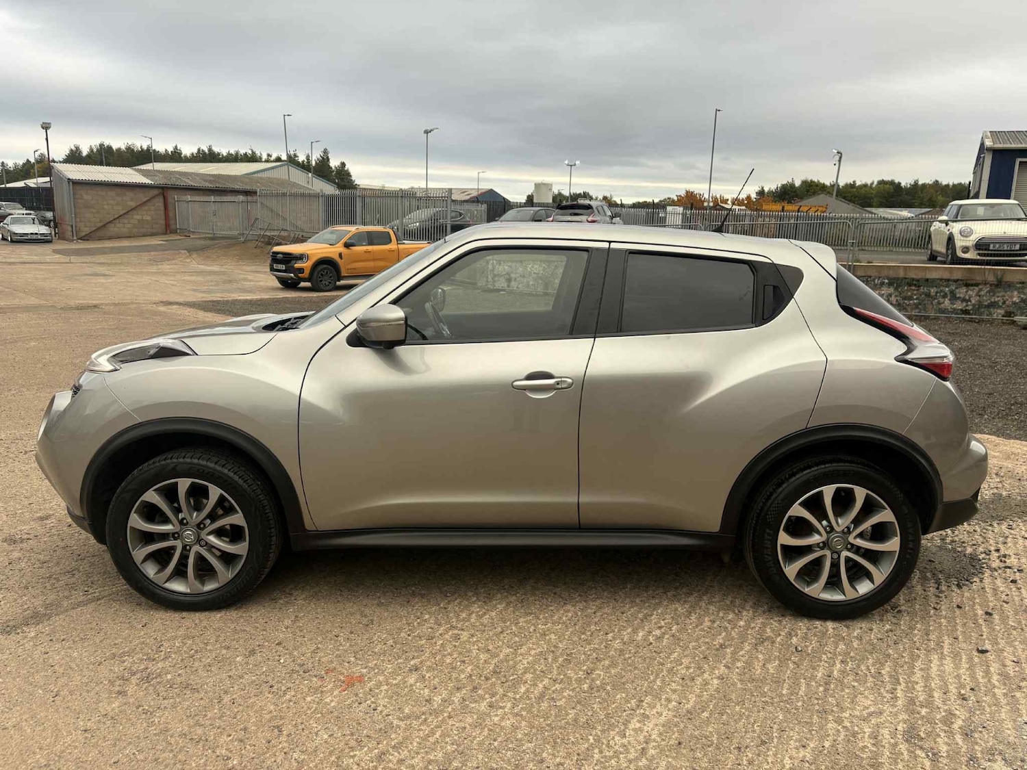 Used Nissan Juke 2016 for sale - 76177016: Photo 4