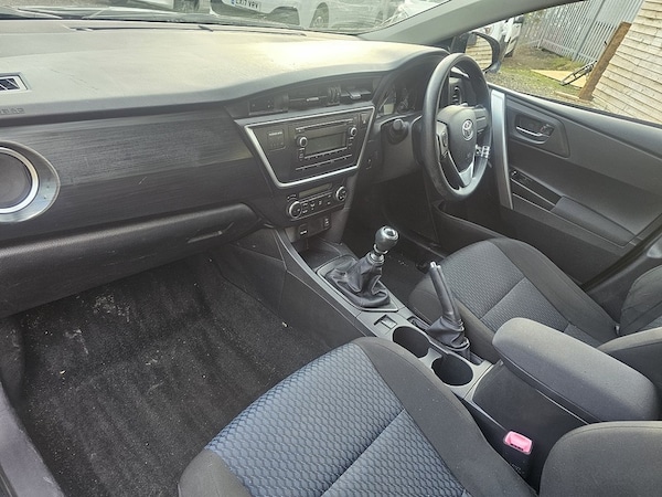 Used Toyota Auris 2013 for sale - 76206669: Photo 25