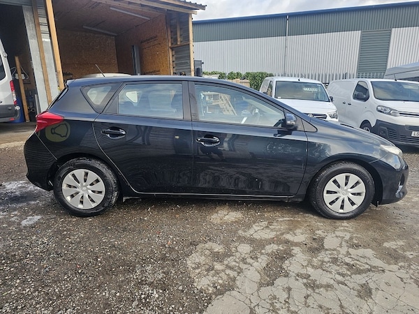 Used Toyota Auris 2013 for sale - 76206669: Photo 8