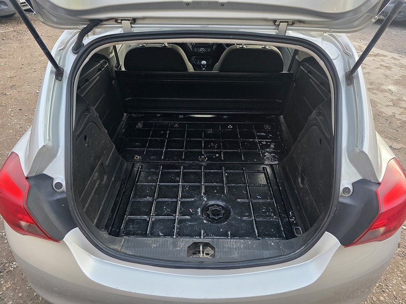 Used Vauxhall Corsa 2015 for sale - 77616007: Photo 28