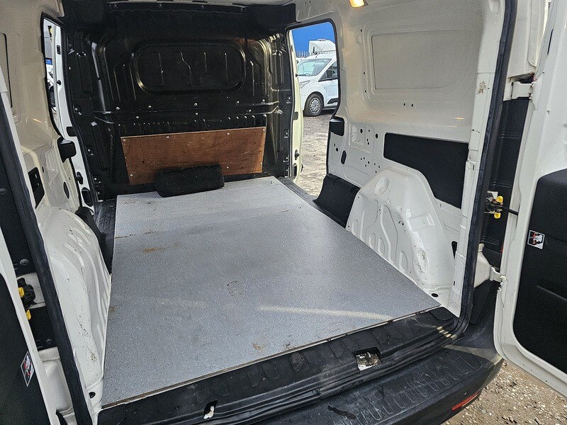 Used Fiat Doblo 2017 for sale - 76628582: Photo 26