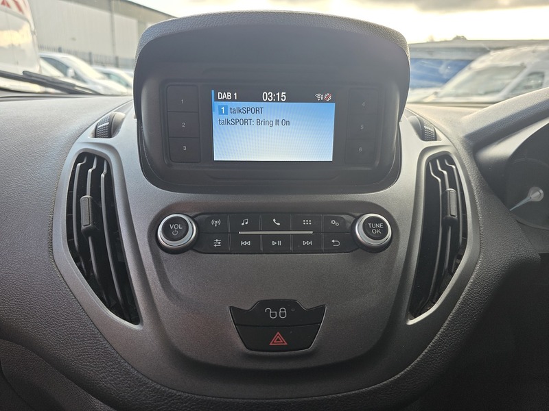 Used Ford Transit Courier 2020 for sale - 77482181: Photo 37