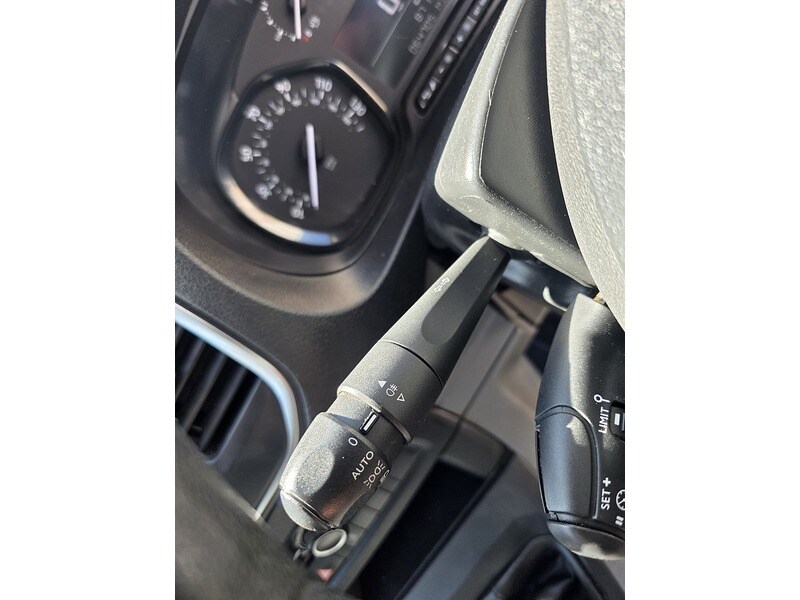 Used Peugeot Expert 2018 for sale - 78159831: Photo 60